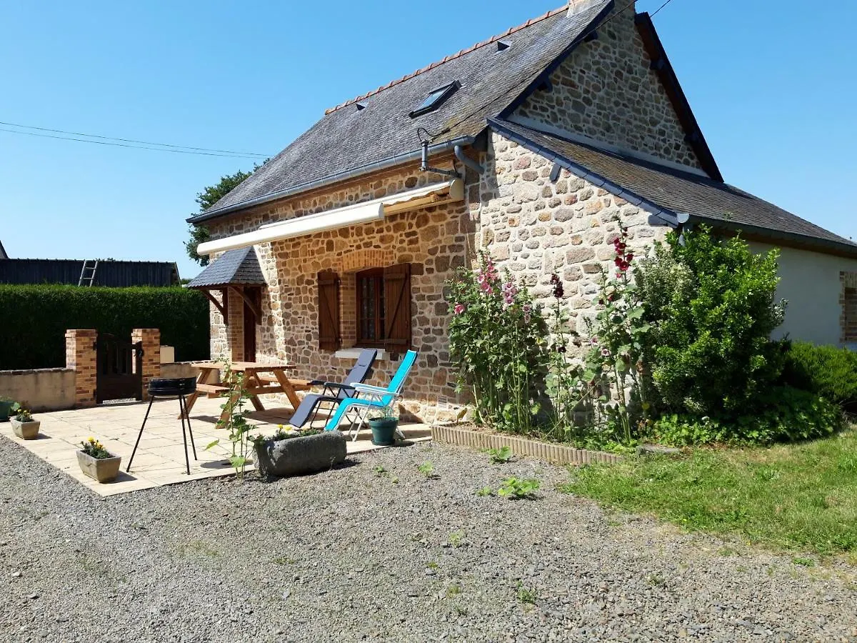 Holiday home Les Roses Tremieres Villa Trans-la-Foret France